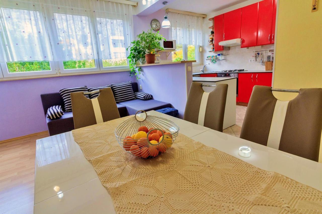 Apartment Anita Omis Ngoại thất bức ảnh