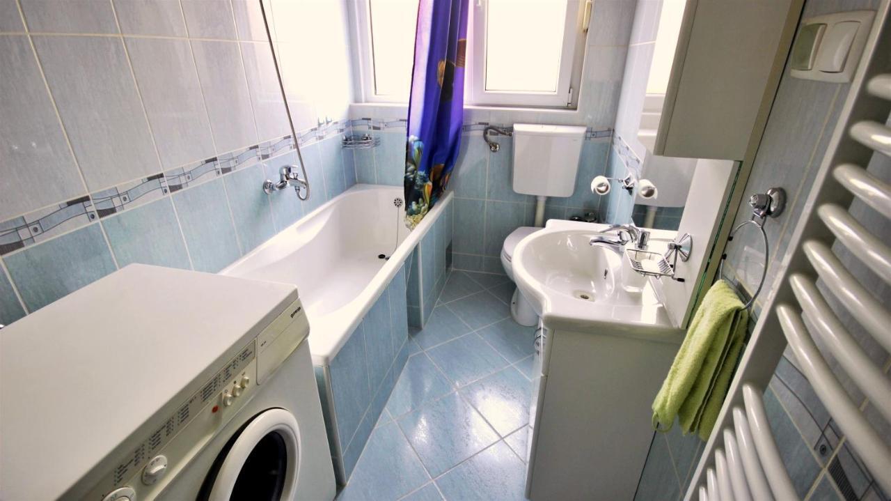 Apartment Anita Omis Ngoại thất bức ảnh